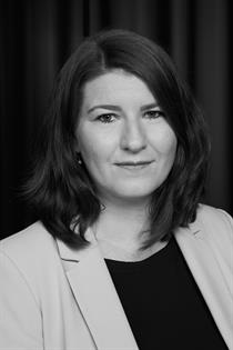 Foto von der Beschäftigten Jasmin Clément aus der Stabsstelle Arbeitssicherheit und Gesundheit der Hochschule Düsseldorf